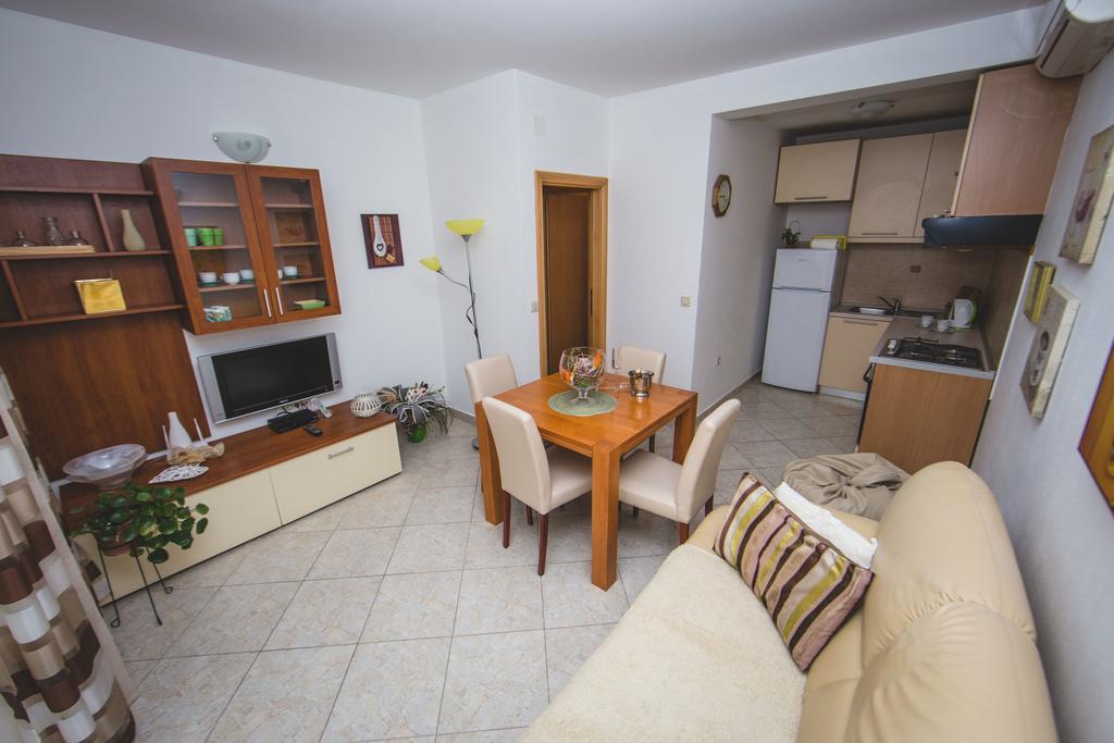 Apartment Karla&Nella Stobreč Kültér fotó